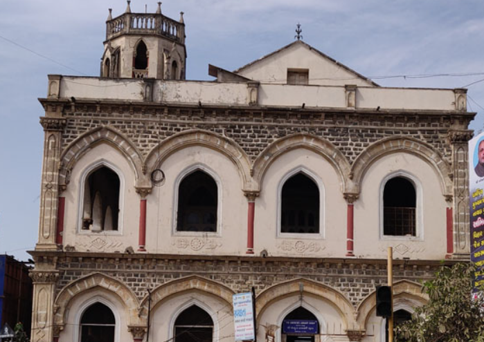 Andrews Library, Surat, Gujarat - Vushii.com Andrews Library, Surat, Gujarat - Vushii.com